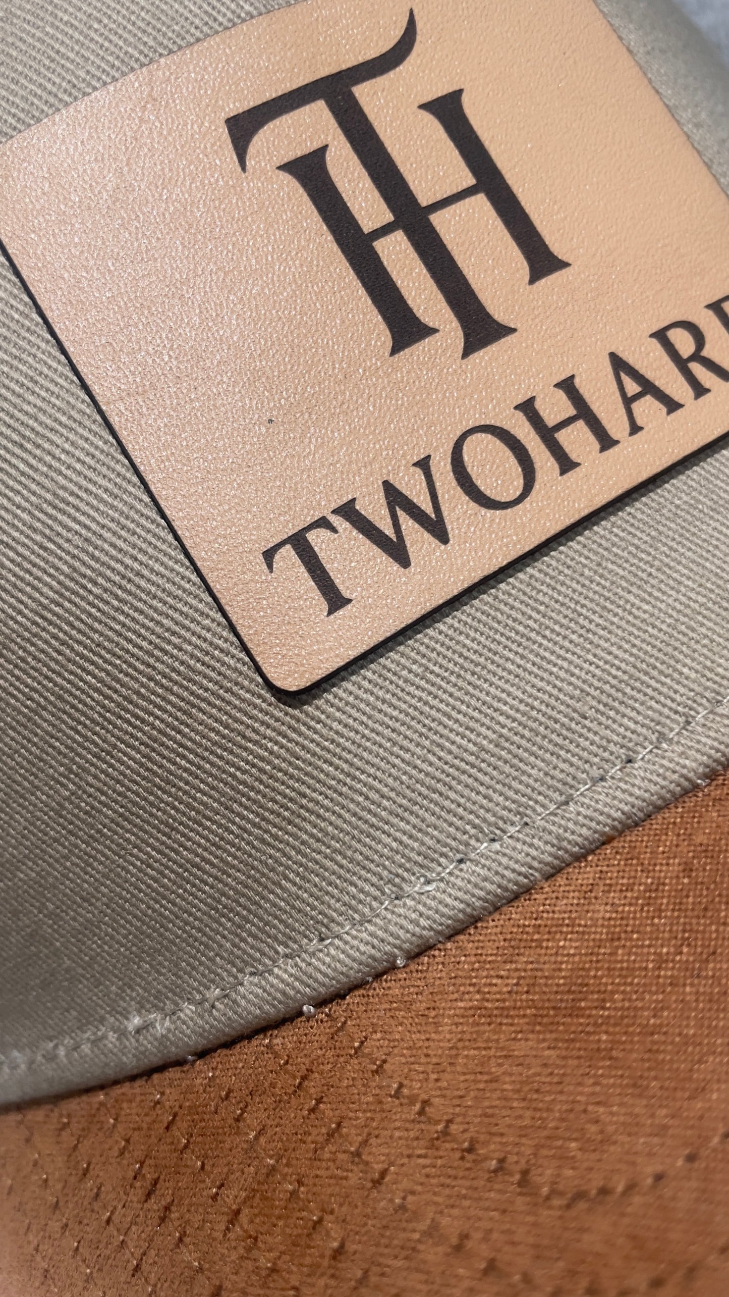 Tw2hard Leather patch Suede brim Snapback Hat